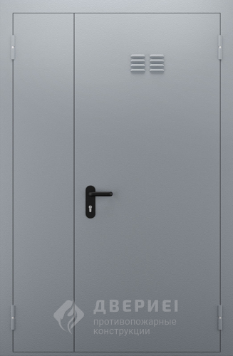 Дверь полуторная без стёкол с решёткой №62